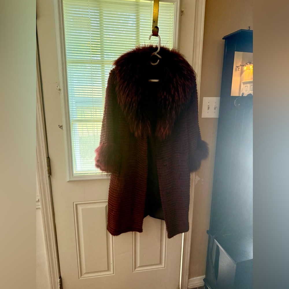 Elegant Burgundy rabbit and mink fur coat NWOT Linda Richard's luxury